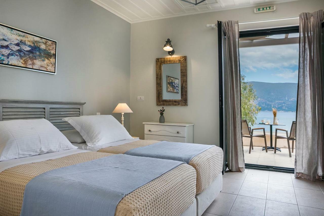Martini Waterfront Suites Fiskardo Luaran gambar