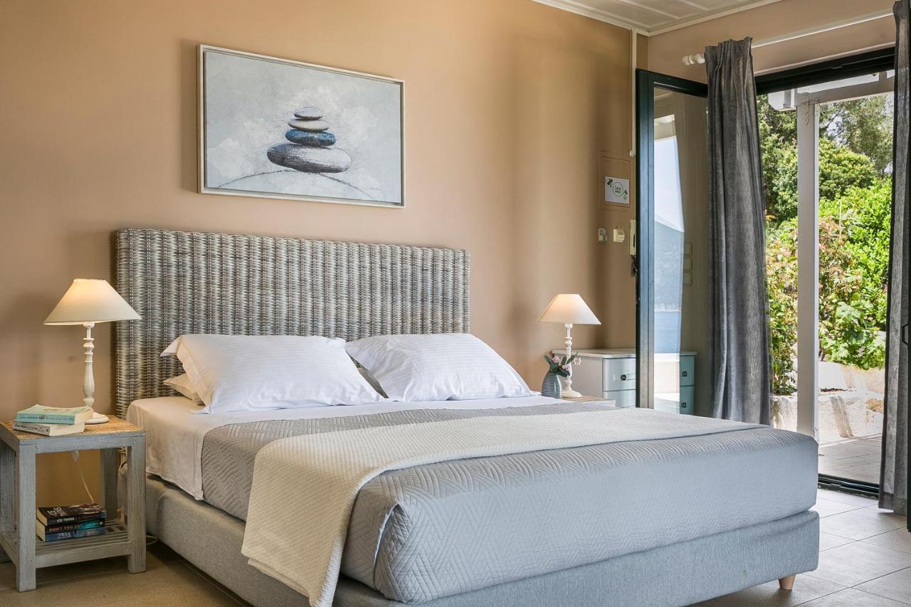 Martini Waterfront Suites Fiskardo Luaran gambar